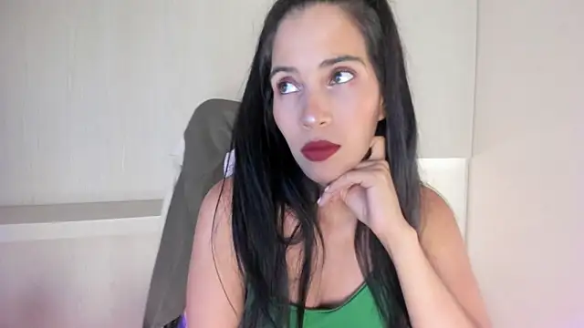 LexxaQueen online show from February 22, 2026, 4:02 am