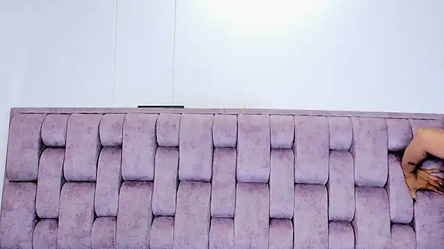 Alexa-Hunter online show from March 21, 2026, 9:40 pm