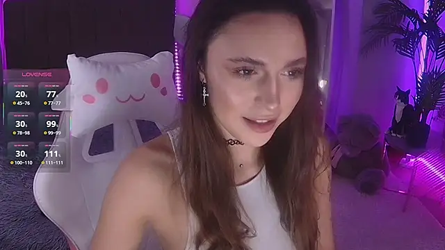 Snapshot of Leri_Star chatting on November 11, 2025, 7:25 pm Leri Star online show from November 11, 2025, 7:25 pm