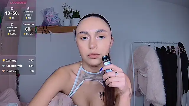 Leri Star online show from November 30, 2025, 7:40 pm