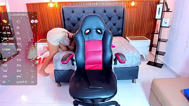 ladymercury1 online show from January 6, 2026, 7:17 pm