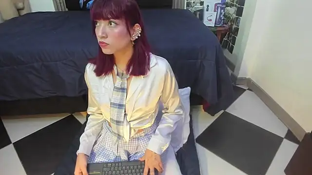 sophia arevalo online show from April 11, 2026, 2:27 am