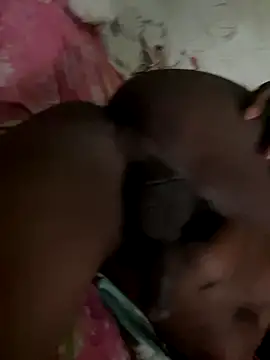 Snapshot of babybaby2000- chatting on September 16, 2025, 6:47 am babybaby2000- online show from September 16, 2025, 6:47 am