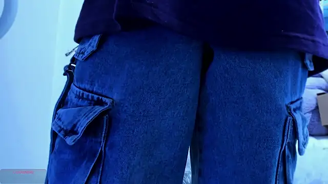 ArianaSantana online show from October 8, 2025, 12:47 pm