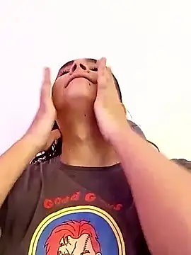 La-Gatatrans online show from October 5, 2025, 8:29 pm