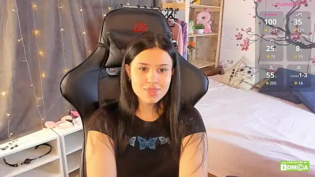 Snapshot of Nicole_Parshikova chatting on September 12, 2025, 9:31 am Nicole Parshikova online show from September 12, 2025, 9:31 am