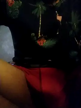 Snapshot of Bianomc1974 chatting on October 24, 2025, 3:52 pm Bianomc1974 online show from October 24, 2025, 3:52 pm