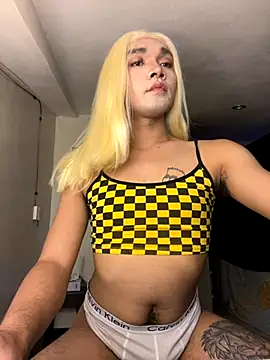 sissielil online show from September 17, 2025, 8:05 am