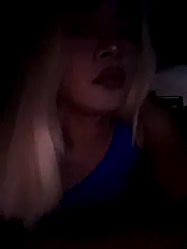 sissielil online show from September 23, 2025, 3:48 pm