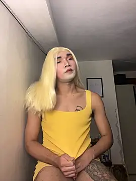 sissielil online show from September 24, 2025, 8:50 am