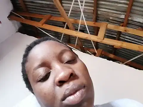 Snapshot of Hottnuts99 chatting on October 21, 2025, 9:21 am Hottnuts99 online show from October 21, 2025, 9:21 am