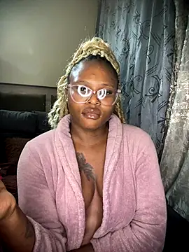 Snapshot of houseforsex chatting on October 9, 2025, 6:50 pm houseforsex online show from October 9, 2025, 6:50 pm