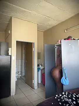 Snapshot of houseforsex chatting on October 13, 2025, 10:59 am houseforsex online show from October 13, 2025, 10:59 am