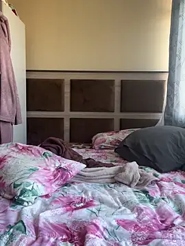 Snapshot of houseforsex chatting on October 27, 2025, 7:45 am houseforsex online show from October 27, 2025, 7:45 am