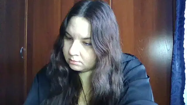 Snapshot of Vaessira chatting on November 10, 2025, 7:51 am Vaessira online show from November 10, 2025, 7:51 am