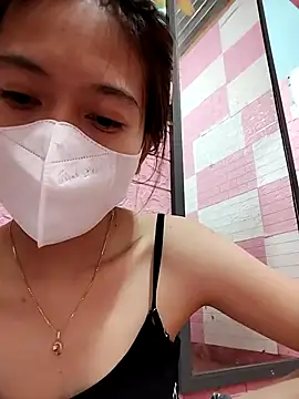 Snapshot of Zinzin9x chatting on October 18, 2025, 4:19 pm Zinzin9x online show from October 18, 2025, 4:19 pm