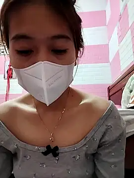 Snapshot of Zinzin9x chatting on November 4, 2025, 2:38 pm Zinzin9x online show from November 4, 2025, 2:38 pm