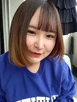 Snapshot of --MIYUKI chatting on May 4, 2026, 6:09 am --MIYUKI online show from May 4, 2026, 6:09 am