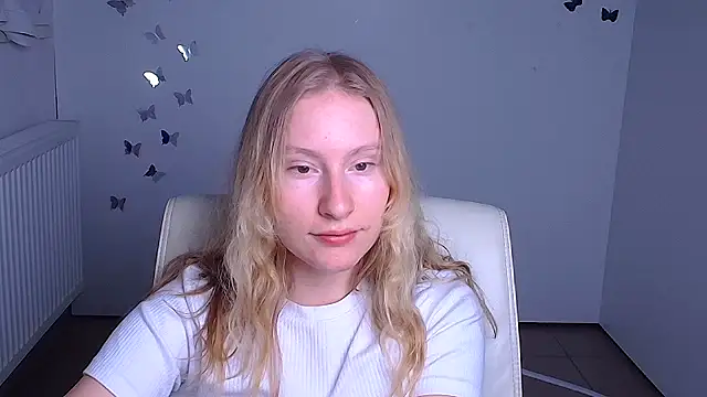 Elizabeth Kissa online show from September 14, 2025, 5:34 pm