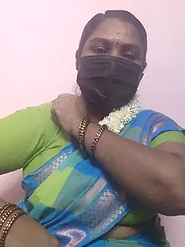 Snapshot of Tamil_Azhaghi25 chatting on October 3, 2025, 5:21 pm Tamil Azhaghi25 online show from October 3, 2025, 5:21 pm