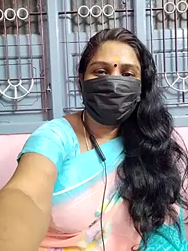 Snapshot of Tamil_Azhaghi25 chatting on November 5, 2025, 6:41 pm Tamil Azhaghi25 online show from November 5, 2025, 6:41 pm