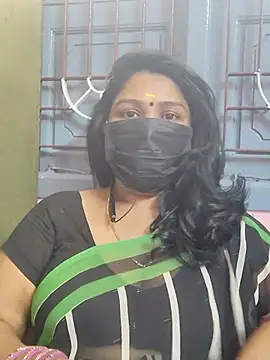 Snapshot of Tamil_Azhaghi25 chatting on November 9, 2025, 7:28 am Tamil Azhaghi25 online show from November 9, 2025, 7:28 am