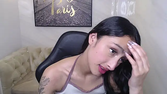 Tifany v online show from October 12, 2025, 1:15 am