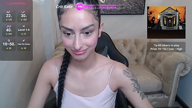 Tifany v online show from October 27, 2025, 1:04 pm