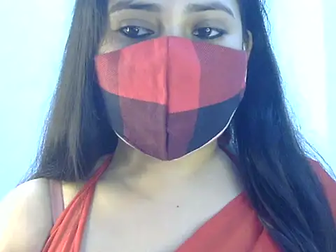 Snapshot of Hott_Noor chatting on December 19, 2025, 1:51 pm Hott Noor online show from December 19, 2025, 1:51 pm