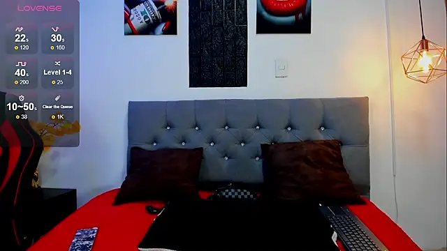 Snapshot of Nicolas_James_Sc chatting on October 10, 2025, 1:32 pm Nicolas James Sc online show from October 10, 2025, 1:32 pm