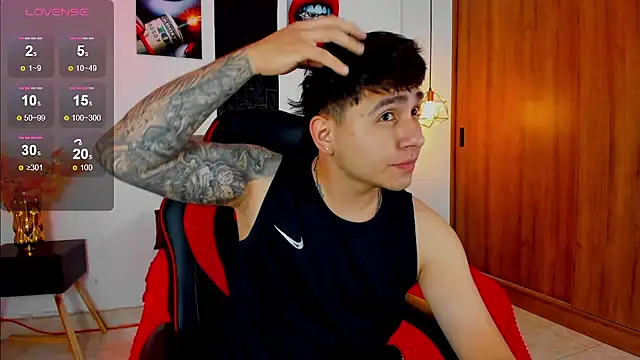 Snapshot of Nicolas_James_Sc chatting on December 18, 2025, 1:39 pm Nicolas James Sc online show from December 18, 2025, 1:39 pm