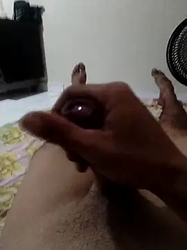 Snapshot of sueldofo chatting on November 16, 2025, 2:06 am sueldofo online show from November 16, 2025, 2:06 am