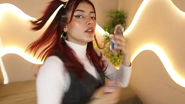 Snapshot of Mystic_blue chatting on October 22, 2025, 12:49 pm Mystic blue online show from October 22, 2025, 12:49 pm