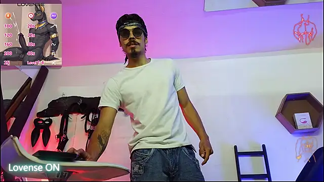 subarashi ishi69 online show from April 2, 2026, 7:00 pm