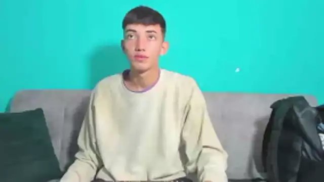 Snapshot of Maikol_Ortiz chatting on February 13, 2026, 2:35 pm Maikol Ortiz online show from February 13, 2026, 2:35 pm