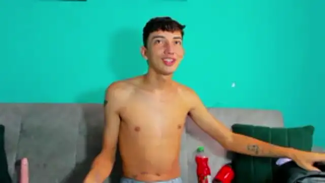 Snapshot of Maikol_Ortiz chatting on February 24, 2026, 1:31 pm Maikol Ortiz online show from February 24, 2026, 1:31 pm