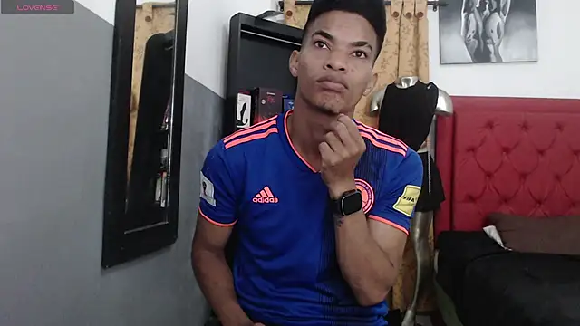 Snapshot of David_s3xy chatting on September 16, 2025, 7:15 pm David s3xy online show from September 16, 2025, 7:15 pm