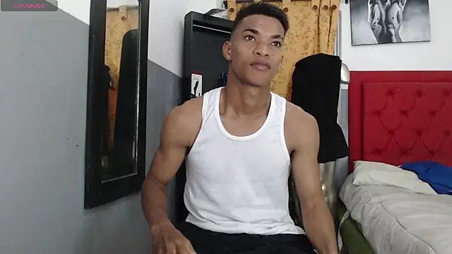 Snapshot of David_s3xy chatting on September 26, 2025, 6:56 pm David s3xy online show from September 26, 2025, 6:56 pm