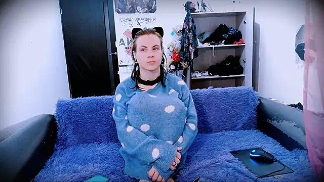 Snapshot of SparkyFerret chatting on October 7, 2025, 9:39 am SparkyFerret online show from October 7, 2025, 9:39 am