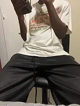 Snapshot of MeneerIan chatting on January 8, 2026, 9:28 pm MeneerIan online show from January 8, 2026, 9:28 pm