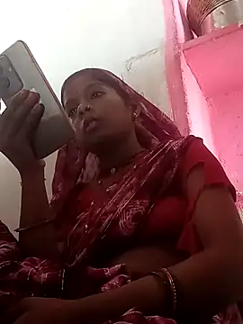 Snapshot of Hema4545 chatting on September 25, 2025, 7:34 am Hema4545 online show from September 25, 2025, 7:34 am