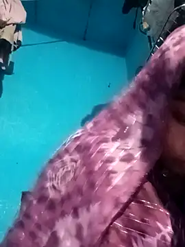 Snapshot of Hema4545 chatting on September 30, 2025, 6:29 am Hema4545 online show from September 30, 2025, 6:29 am