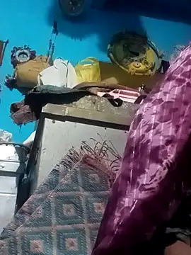 Snapshot of Hema4545 chatting on October 6, 2025, 7:50 am Hema4545 online show from October 6, 2025, 7:50 am