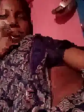 Snapshot of Hema4545 chatting on October 25, 2025, 3:51 pm Hema4545 online show from October 25, 2025, 3:51 pm