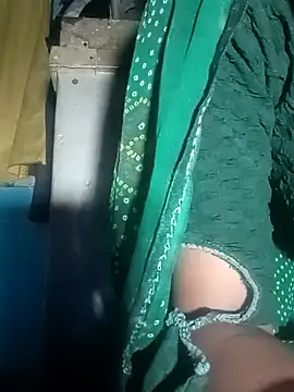 Snapshot of Hema4545 chatting on October 30, 2025, 8:16 am Hema4545 online show from October 30, 2025, 8:16 am