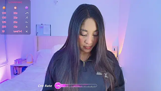 Snapshot of Megan_ale chatting on October 3, 2025, 10:18 pm Megan ale online show from October 3, 2025, 10:18 pm