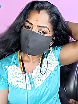Snapshot of tamilammukuttyy chatting on March 8, 2026, 5:17 pm tamilammukuttyy online show from March 8, 2026, 5:17 pm