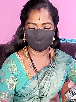 Snapshot of tamilammukuttyy chatting on April 5, 2026, 4:04 pm tamilammukuttyy online show from April 5, 2026, 4:04 pm