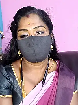 Snapshot of tamilammukuttyy chatting on April 6, 2026, 5:52 am tamilammukuttyy online show from April 6, 2026, 5:52 am