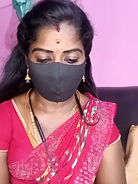 Snapshot of tamilammukuttyy chatting on April 7, 2026, 5:13 pm tamilammukuttyy online show from April 7, 2026, 5:13 pm